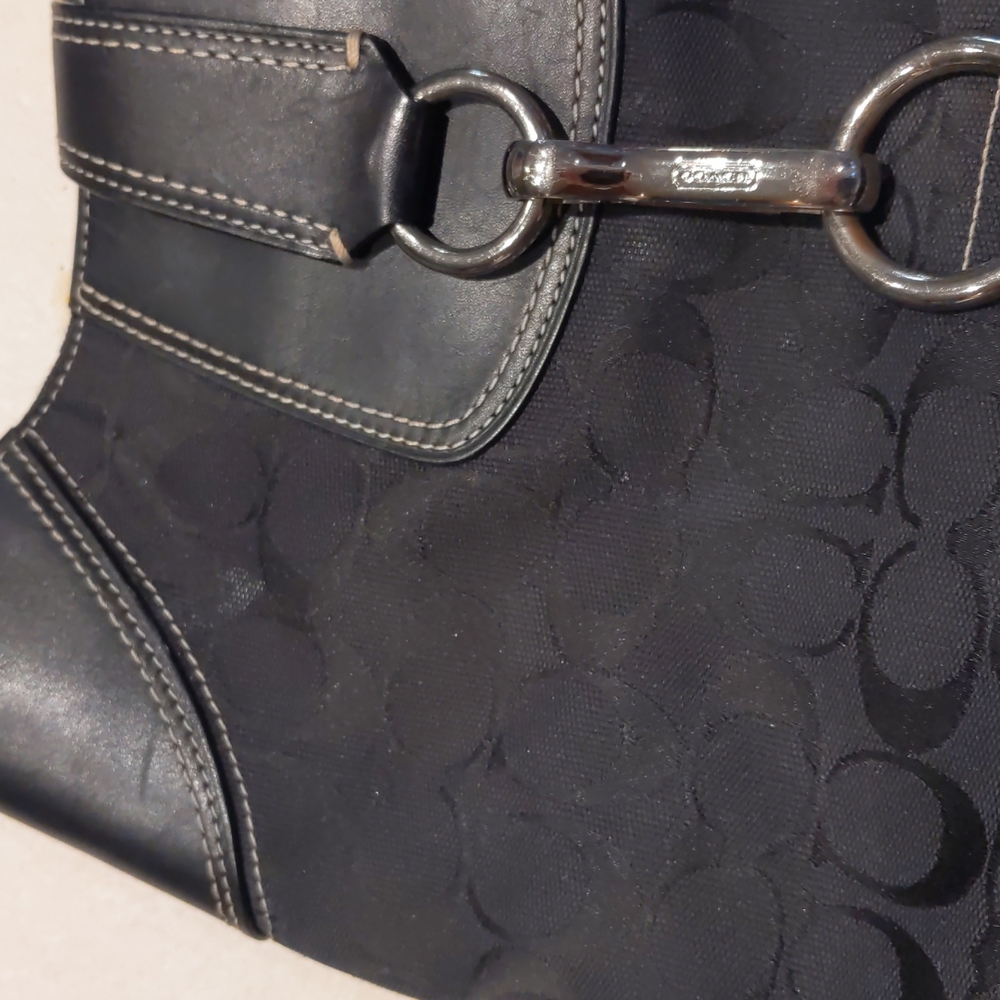 Authentic Coach Purse - Picture 2 of 10